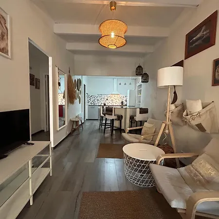 L'ombrage Des Mimosas A Village Apartamento *